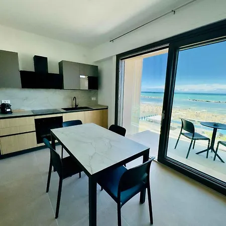 Appartement Beachfront In Pesaro-marken 55364