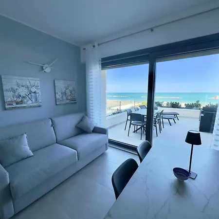 Appartement Beachfront In Pesaro-marken 55364