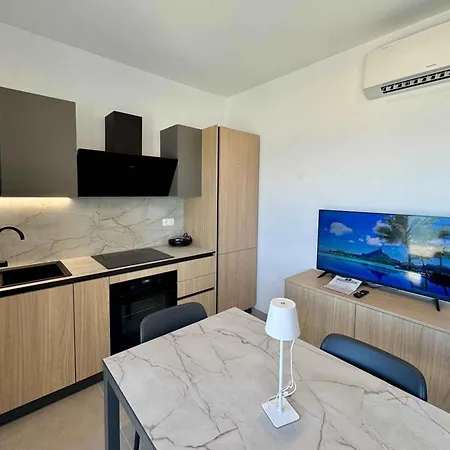 Appartement Beachfront In Pesaro-marken 55364 Pesaro